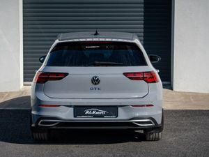 Volkswagen Golf GTE DSG - Image 3