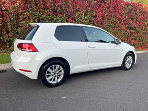 Volkswagen Golf 2018 (CVRT 09/26) - Image 2