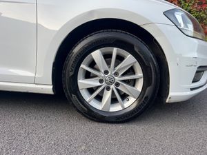 Volkswagen Golf 2018 (CVRT 09/26) - Image 4