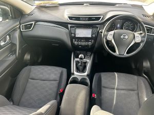 2016 NISSAN QASHQAI 1.2 PETROL PAN ROOF LOW KMS - Image 2