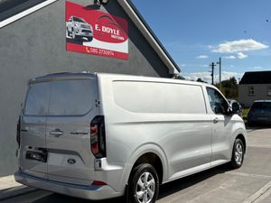 2024 Ford Transit Custom Limited - Image 4