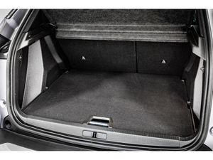 Peugeot 2008 E-Allure 50kWh Auto 136HP - Image 2