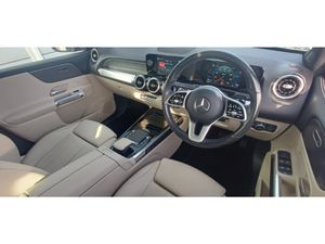 Mercedes-Benz GLB 180d Progressive- 7 seater - Image 4