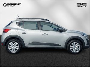 Dacia Sandero Stepway Hatchback Expression - Image 3