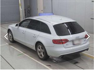 132 Audi A4 Avant S-Line Estate - Image 3