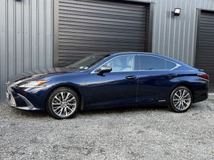 LEXUS ES300h LUXURY - Image 3