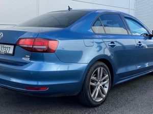 Volkswagen Jetta 2017 - Image 3
