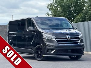 Renault Trafic Rare 6 Seat Crew Cab 2023 Renault T - Image 2