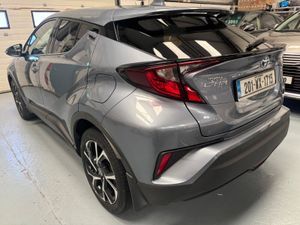 2020 TOYOTA CHR SPORT HYBRID FTSH LOW KMS - Image 4