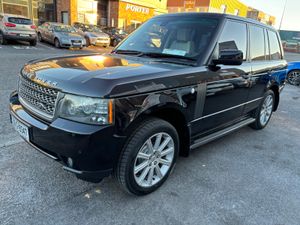 2009 Land Rover Range Rover TDV8 3.6 VOGUE - Image 2