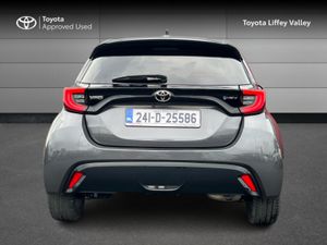 Toyota Yaris YARIS HYBRID 1.5 PLATINUM - Image 4