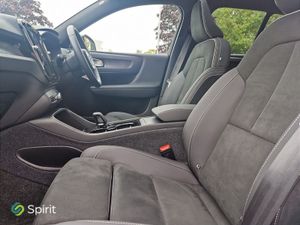 Volvo XC40 Fully Electric 231hp Ultimate  Pan Sun - Image 4