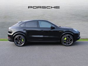 Porsche Cayenne E-hybrid Coupe Platinum Edition - Image 4