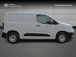 Toyota Proace City 1.5 GX SWB 650KG *PRICE REDUCTI - Image 3