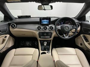 Mercedes-Benz CLA 180 Urban - 18 Inch Alloys - Cl - Image 4