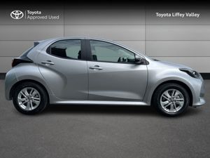 Toyota Yaris Yaris Hybrid 115 Luna - Image 3