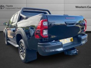 Toyota HiLux 2.8 D-4d GR Sport Auto 4WD Euro 6 (s - Image 4