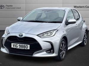 Toyota Yaris 1.5 Vvt-h Design E-cvt Euro 6 (s/s) - Image 3