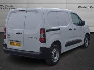 Toyota Proace 1.5 Bluehdi Active Short Panel Van - Image 2