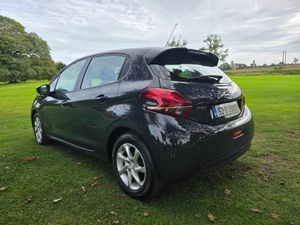 Peugeot 208 2015 ( NCT and TAX) ! - Image 4