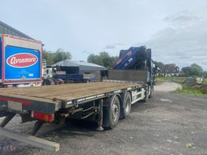 2016 DAF CF 460 8X2 FLATBED WITH CRANE - Image 4