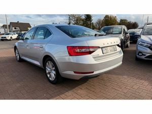 Skoda Superb AMB 2.0tdi 150HP 5DR - Image 3