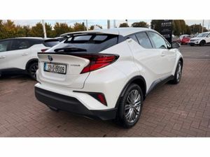 Toyota C-HR 1.8 Hybrid SOL 4DR Auto - Image 4
