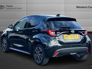 Toyota Yaris 1.5 Vvt-h Design E-cvt Euro 6 (s/s) - Image 4
