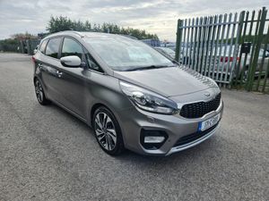 Kia Carens 2017 1.7 GSE 7 seats - Image 2