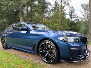 LCI 530D MSPORT PLUS * SUNROOF * - Image 4