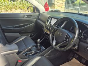 2017 Hyundai Tucson 2.0 crdi executive - Image 4