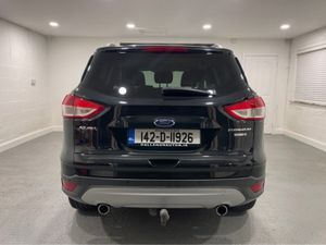 Ford Kuga TITANIUM 2.0 TD 140PS M6 4WD ***LOW MILE - Image 3