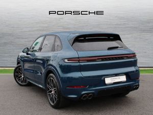 Porsche Cayenne 3.0 E-hybrid - Image 2