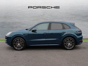 Porsche Cayenne 3.0 E-hybrid - Image 3