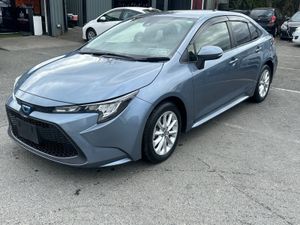 Toyota Corolla Hybrid 1.8L Low miles Fresh NCT - Image 2