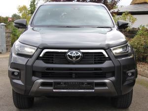 Hilux 252 Invincible X * Auto * Highest Spec - Image 2