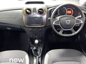 Dacia Sandero Stepway TCe 90 S S SE Summit - Image 2