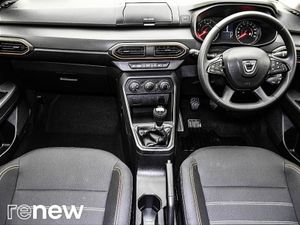 Dacia Sandero Stepway TCe 90 Stepway Essential - Image 2