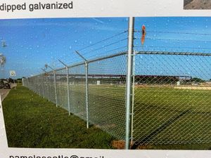 500ft GALVANISED CHAINLINK FENCING & POSTS. - Image 3