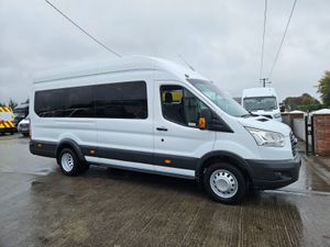 2017 FORD TRANSIT 17 SEATER MINIBUS 2.2L 155 BHP T - Image 3