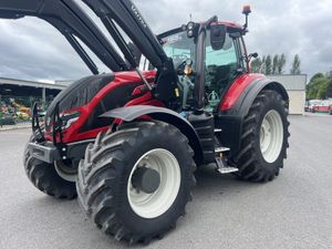 Valtra T155 Active with G6S Loader - Image 3