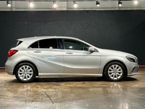 Mercedes-Benz A-Class AUTOMATIC 1.6 - REVERSE CAME - Image 3