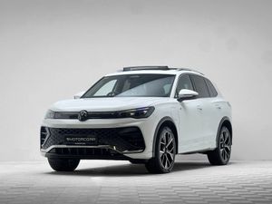 Volkswagen Tiguan R-LINE 1.5 TSI PHEV DSG PAN ROOF - Image 3