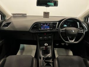 ✨ 2015 SEAT LEON FR ST 2.0TDI 184BHP ✨ Only 37,000 - Image 4