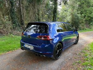 142 Volkswagen Golf R 2.0L DSG 5dr 300hp! - Image 3