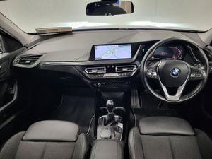 BMW 1 Series 118i Sport - Image 4