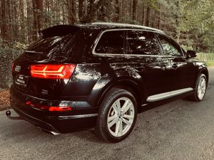 171 AUDI Q7 3.0 TDI 268 S LINE 7 Seater LOW KMS - Image 4