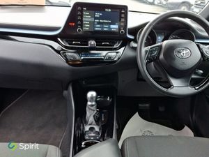 Toyota C-HR 1.8 Hybrid Sport - Image 4