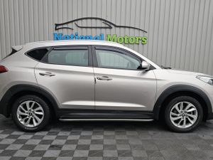 2016 Hyundai Tucson 2.0 D Executive 4WD - Image 2