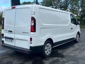 Renault Trafic 2022 - Image 4